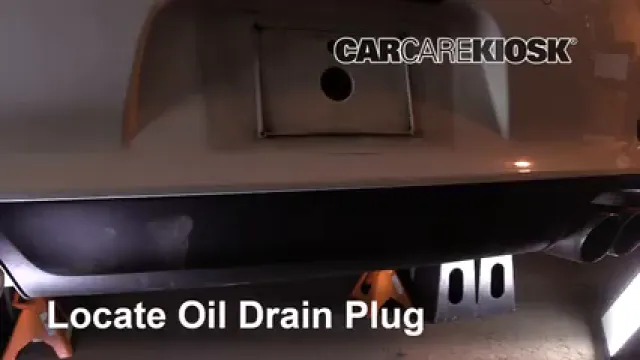 2013 Porsche 911 Carrera S 3.8L 6 Cyl. Coupe Huile Changer l'huile et le filtre à huile